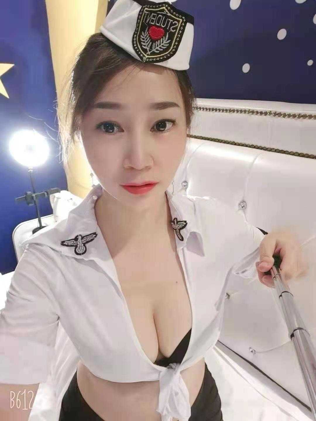 南山星星骚气十足性感水多